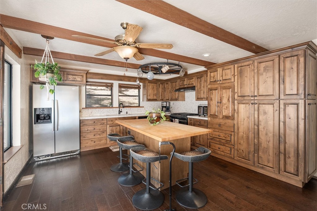 36232 Finegold Creek, North Fork, CA 93643