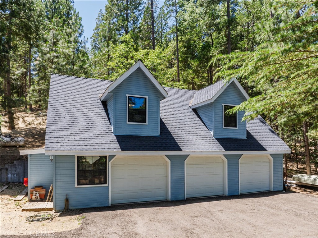 36232 Finegold Creek, North Fork, CA 93643