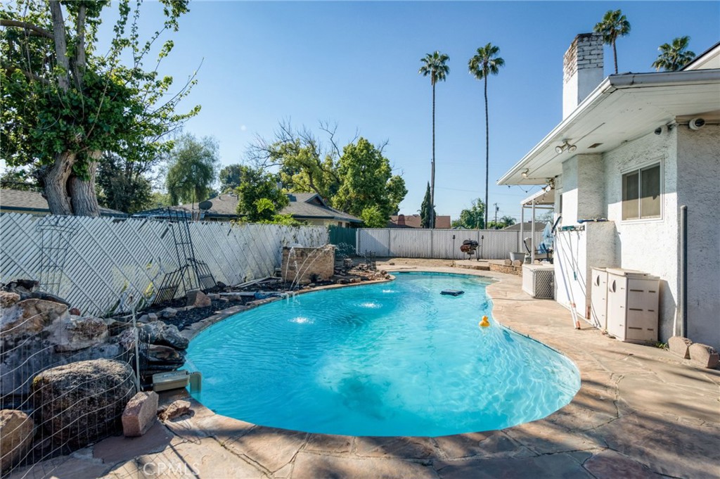 1407 E Princeton, Fresno, CA 93704