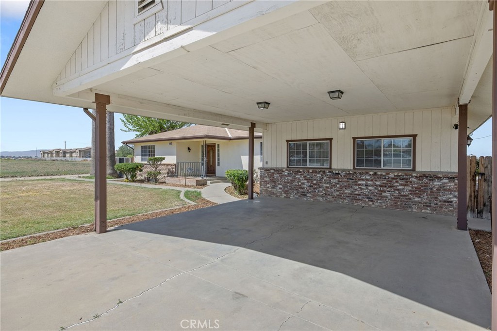 16808 W Palmer Ave, Huron, CA 93234