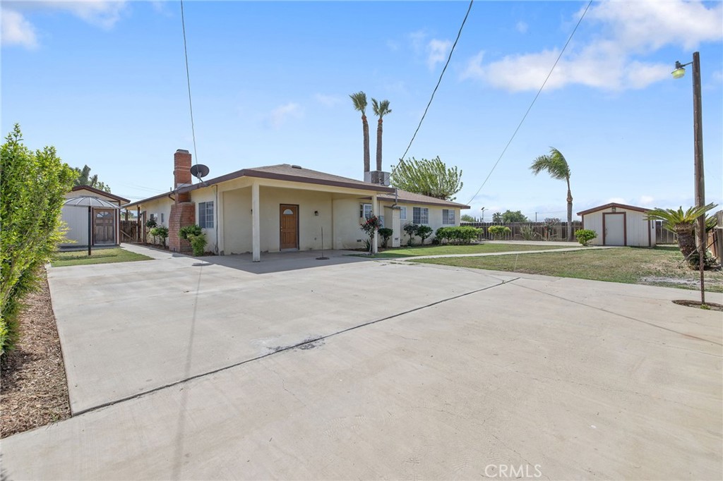 16808 W Palmer Ave, Huron, CA 93234