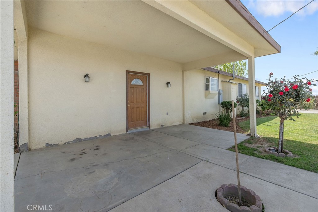 16808 W Palmer Ave, Huron, CA 93234