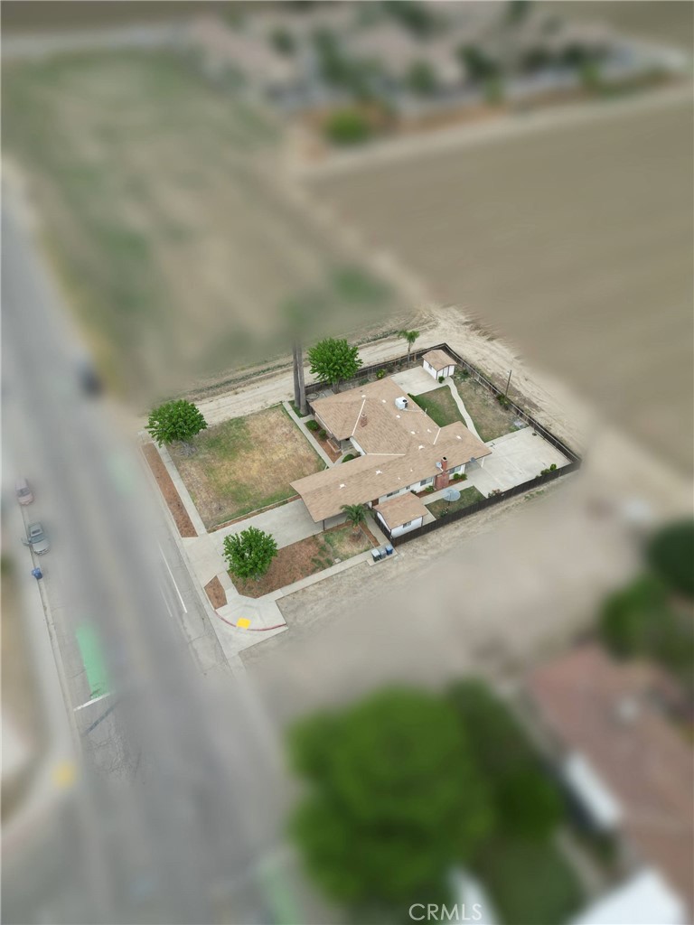 16808 W Palmer Ave, Huron, CA 93234