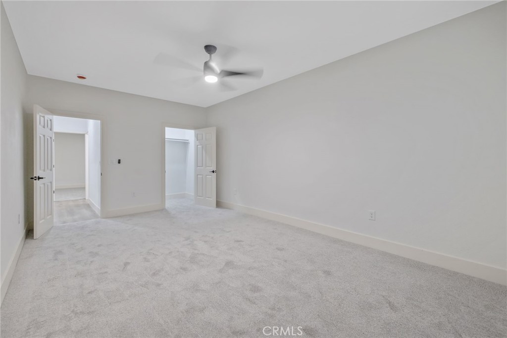 524 S 6th St, Kerman, CA 93630