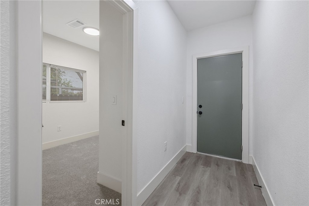 524 S 6th St, Kerman, CA 93630