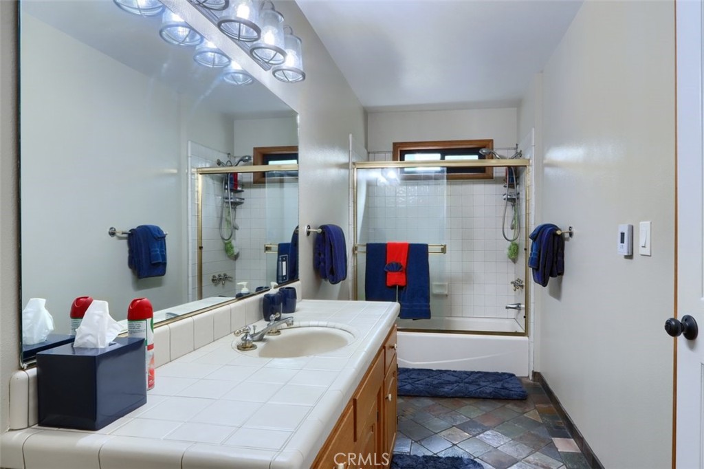 40957 Shandee Ln, Ahwahnee, CA 93601