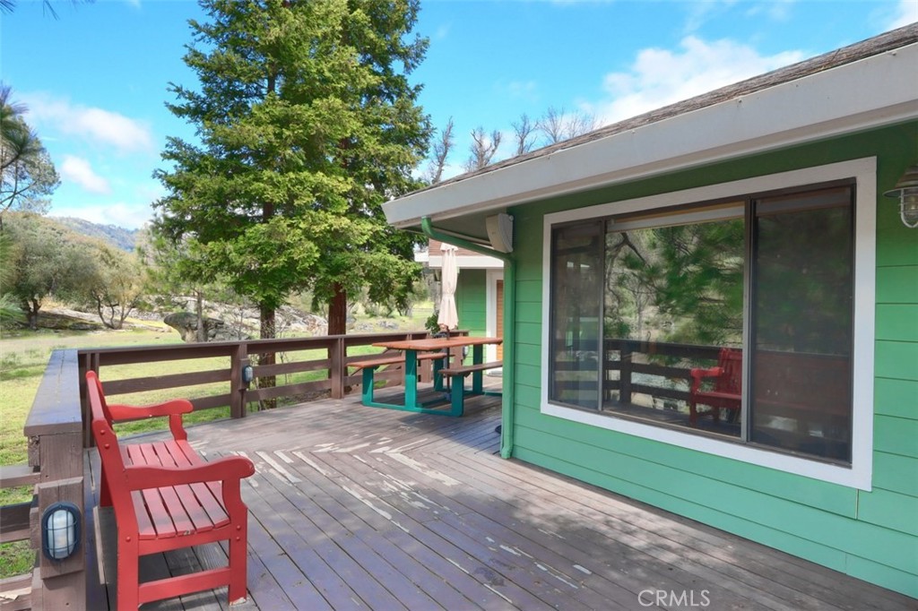 40957 Shandee Ln, Ahwahnee, CA 93601