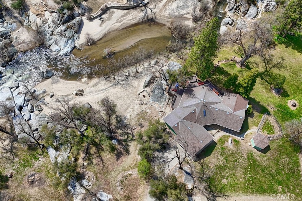 40957 Shandee Ln, Ahwahnee, CA 93601