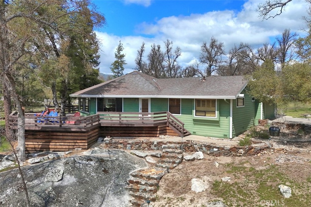 40957 Shandee Ln, Ahwahnee, CA 93601