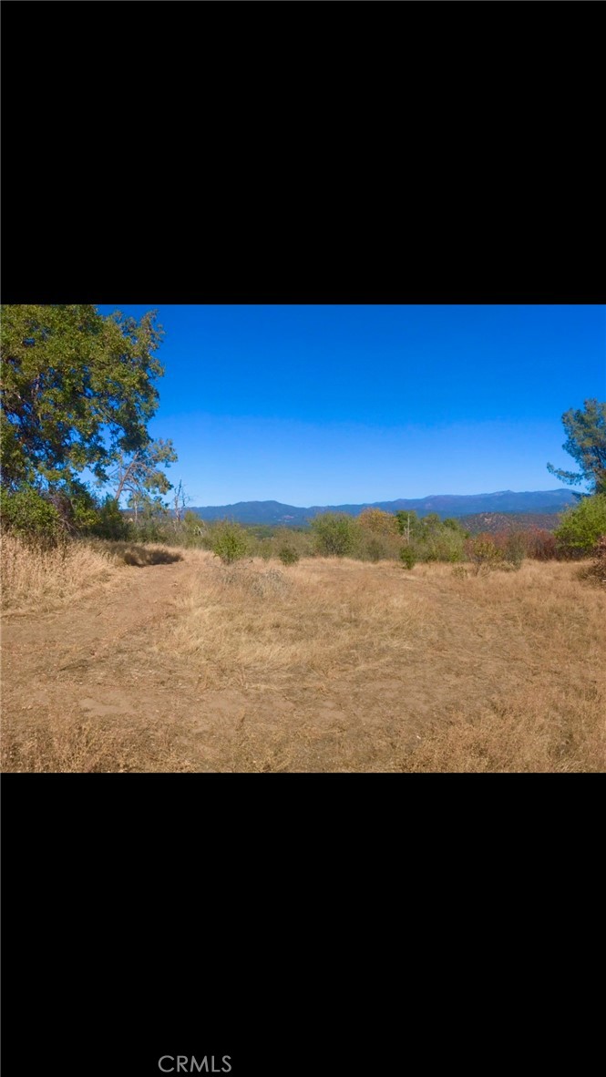 10 Old Oak Ln, Mariposa, CA 95338