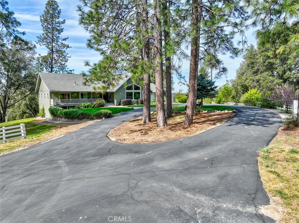 5564 Parker, Mariposa, CA 95338