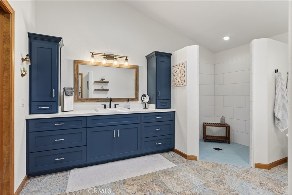 5564 Parker, Mariposa, CA 95338