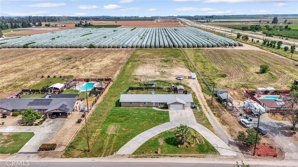 94 N Locan Ave, Fresno, CA 93737