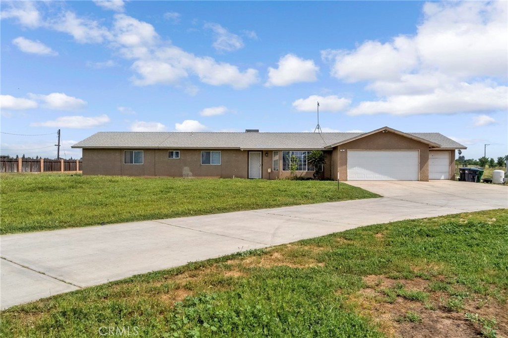 94 N Locan Ave, Fresno, CA 93737