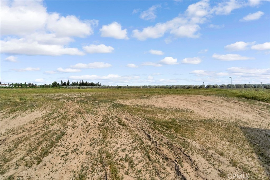 94 N Locan Ave, Fresno, CA 93737