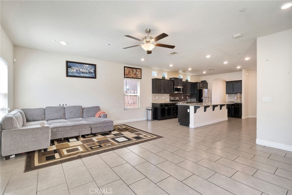 5952 E Truman, Fresno, CA 93727