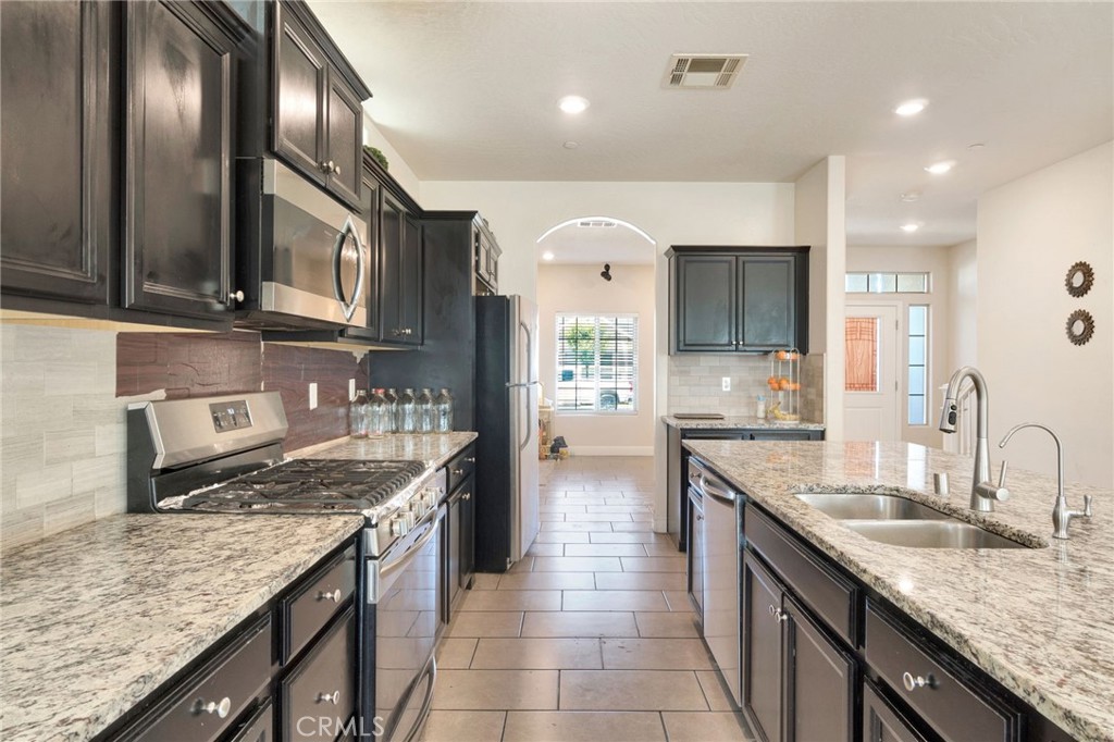 5952 E Truman, Fresno, CA 93727