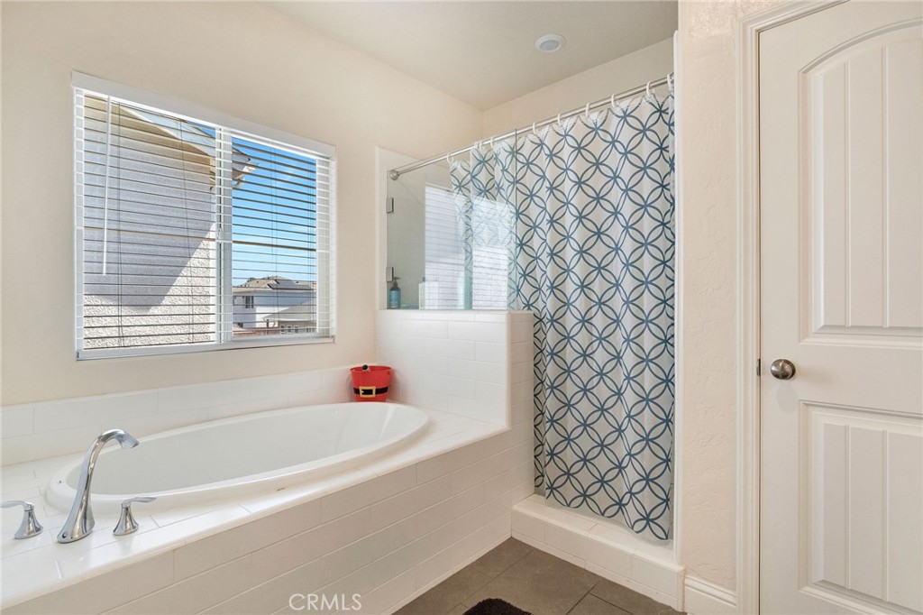 5952 E Truman, Fresno, CA 93727