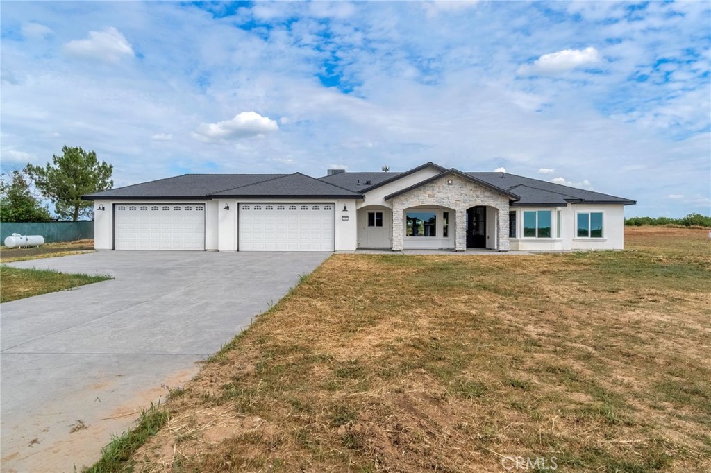 21035 Forest Glen, Madera, CA 93638