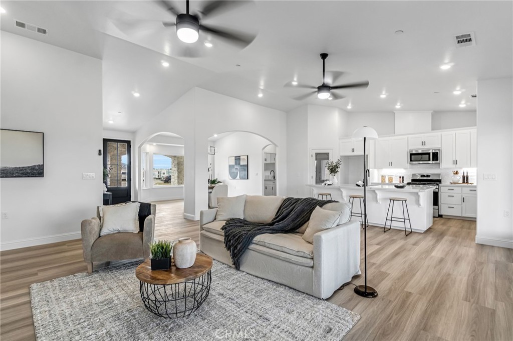 21035 Forest Glen, Madera, CA 93638