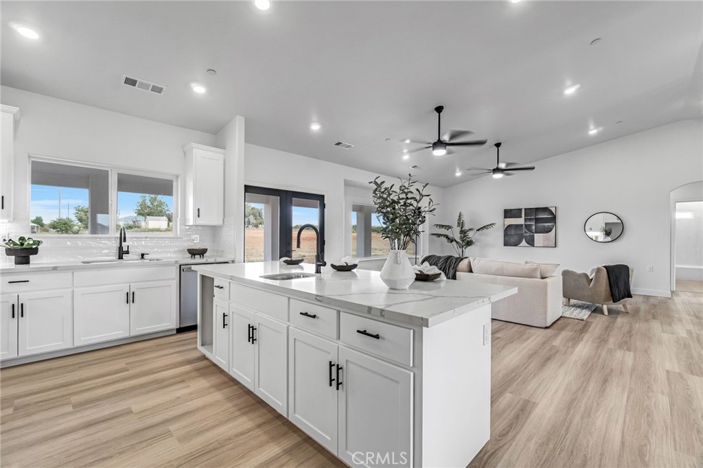 21035 Forest Glen, Madera, CA 93638