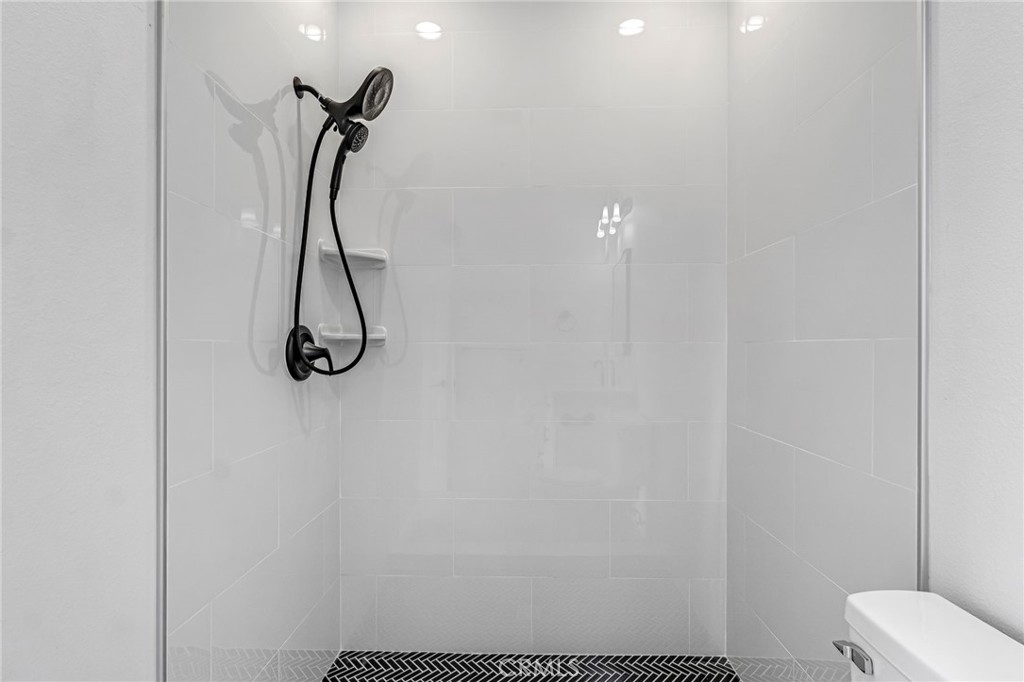 21035 Forest Glen, Madera, CA 93638