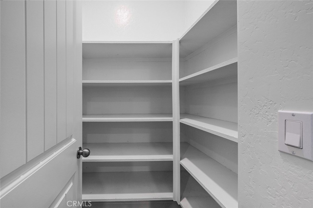 2027 W Babcock, Visalia, CA 93291