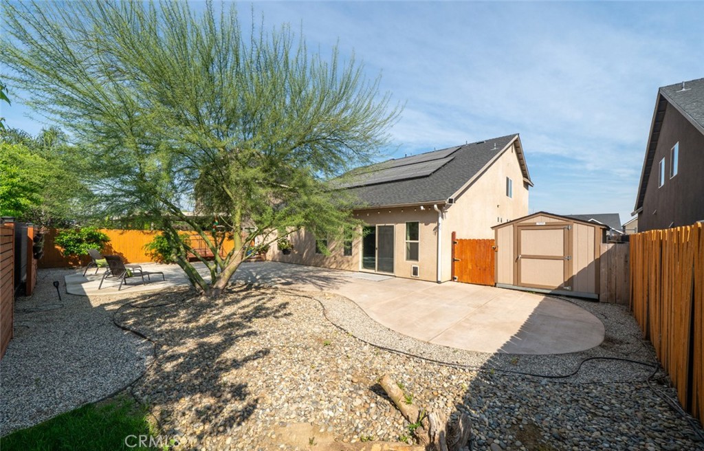 2027 W Babcock, Visalia, CA 93291