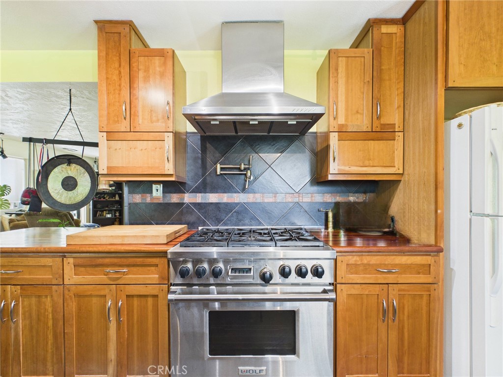 37777 China Creek Rd, Oakhurst, CA 93644