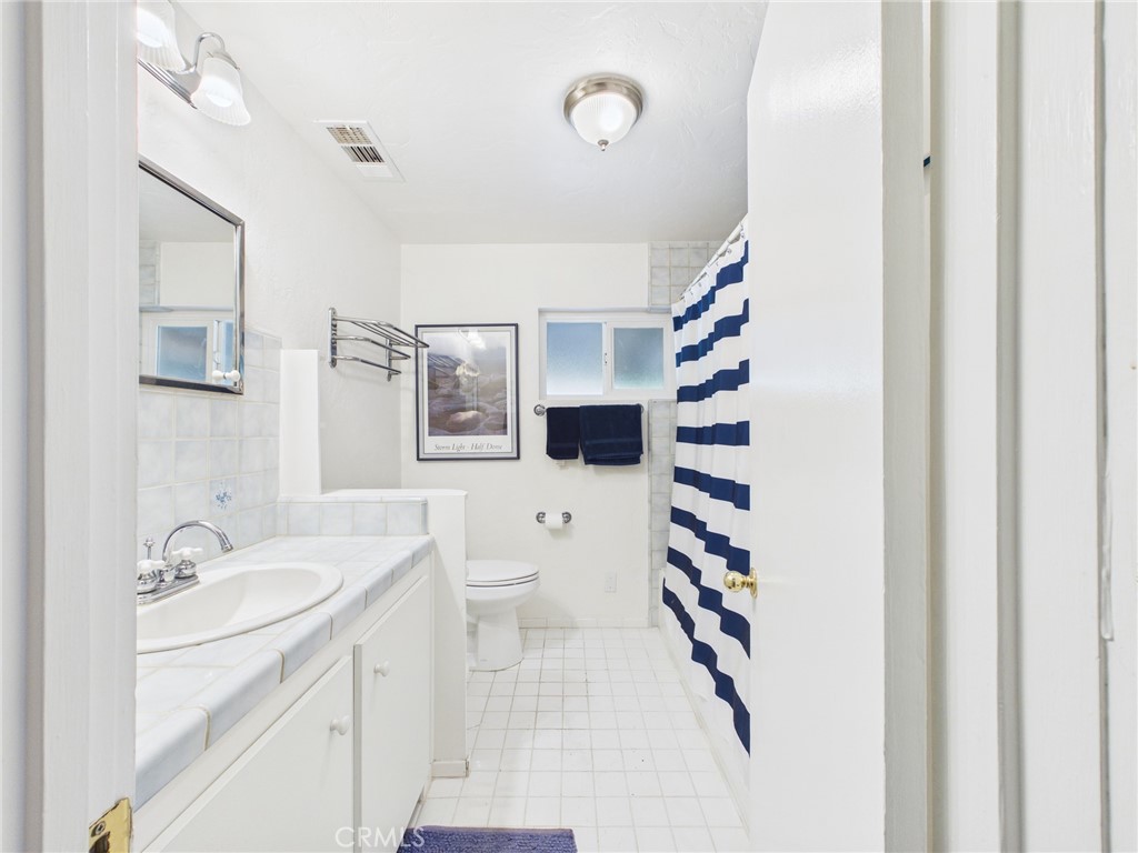 37777 China Creek Rd, Oakhurst, CA 93644