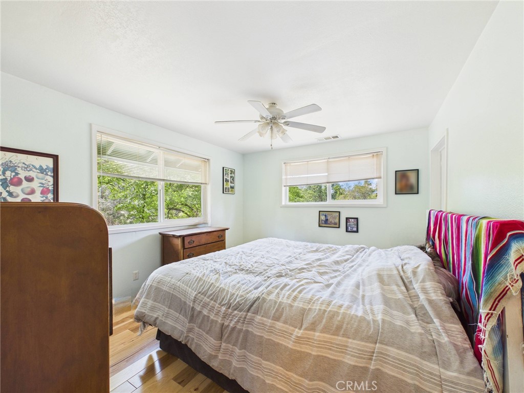 37777 China Creek Rd, Oakhurst, CA 93644