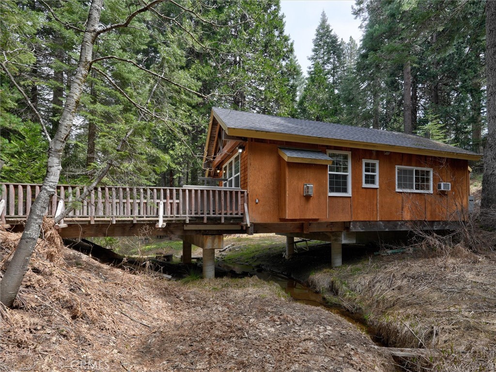 7739 Black Pine, Fish Camp, CA 93623