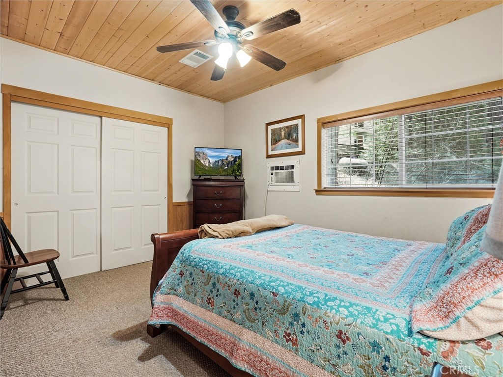 7739 Black Pine, Fish Camp, CA 93623