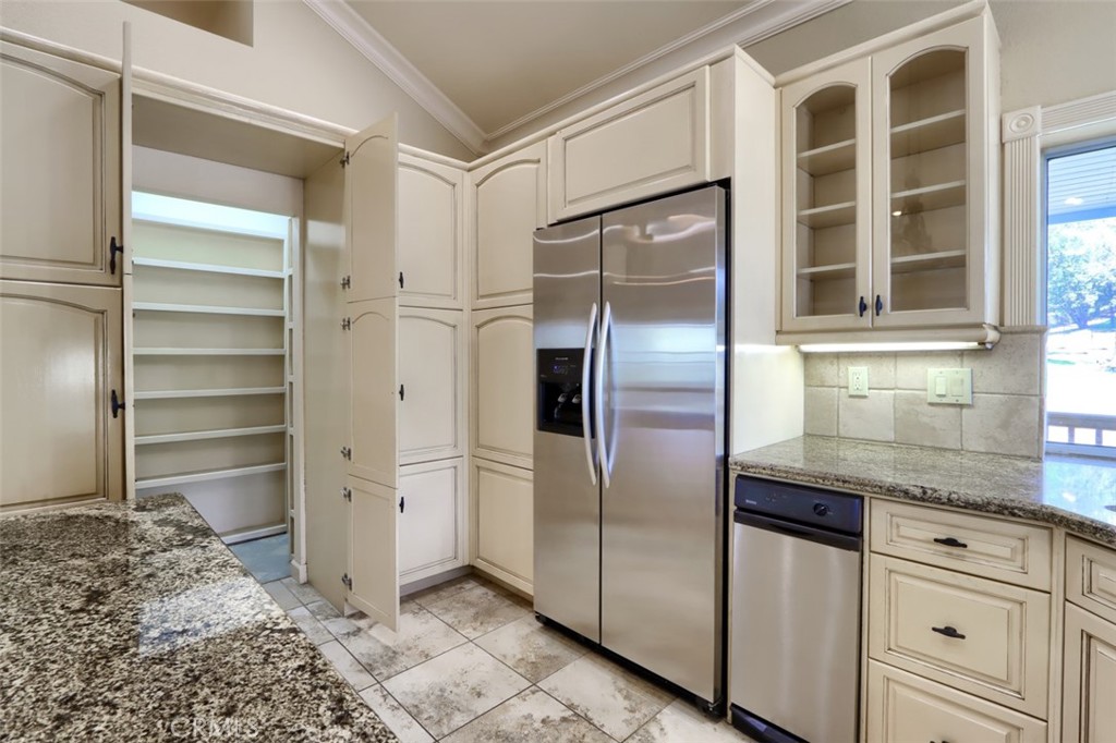 46580 Vista Del Rio, Oakhurst, CA 93644