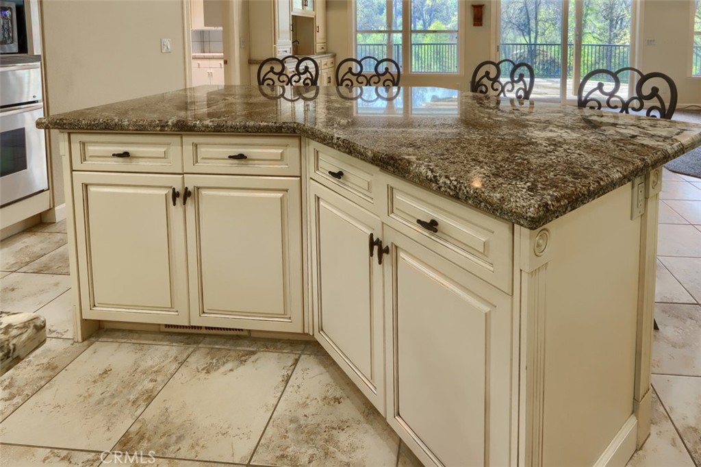 46580 Vista Del Rio, Oakhurst, CA 93644