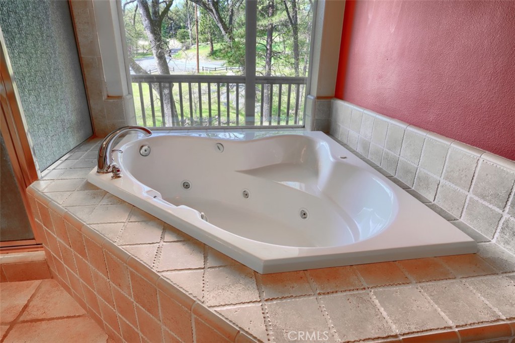 46580 Vista Del Rio, Oakhurst, CA 93644