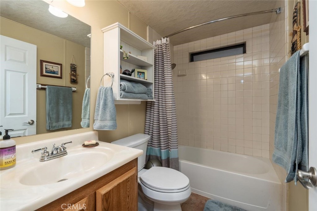 39737 Road 274 #63, Bass Lake, CA 93604