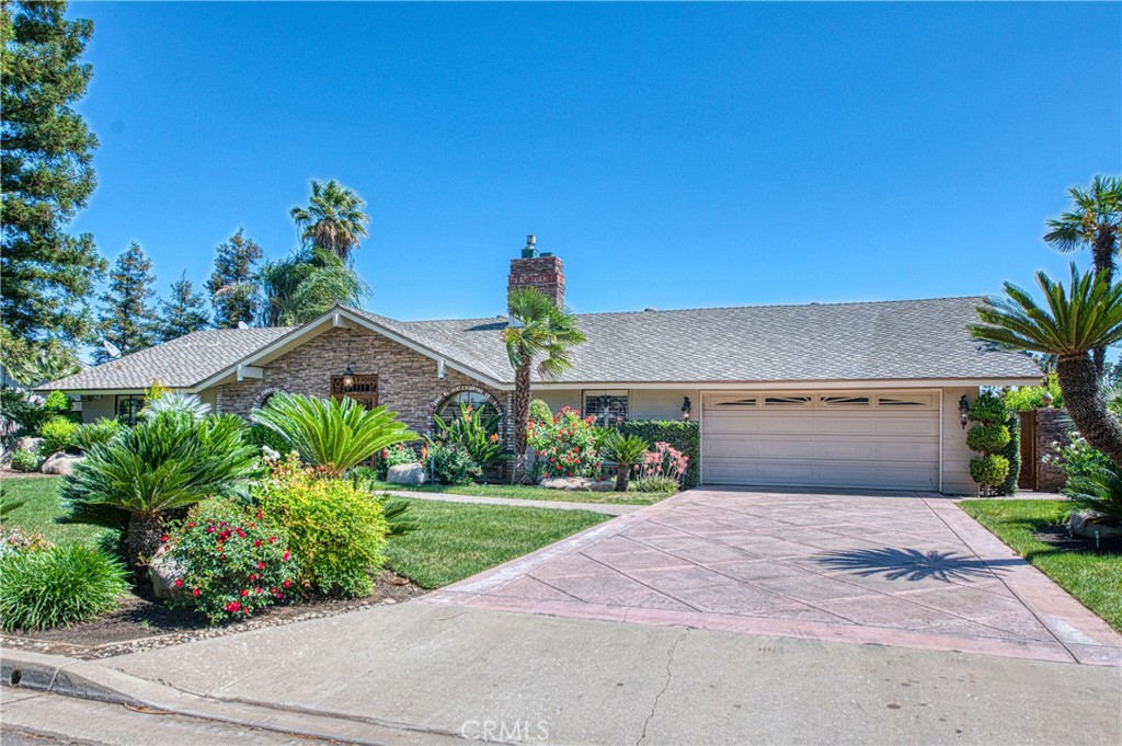 1521 S Bush, Fresno, CA 93727