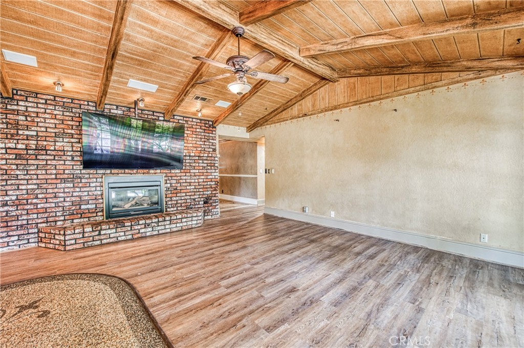 1521 S Bush, Fresno, CA 93727