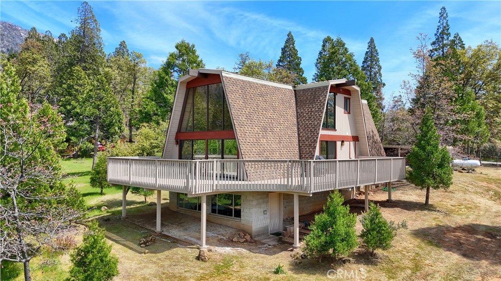 60027 S Cascadel, North Fork, CA 93643