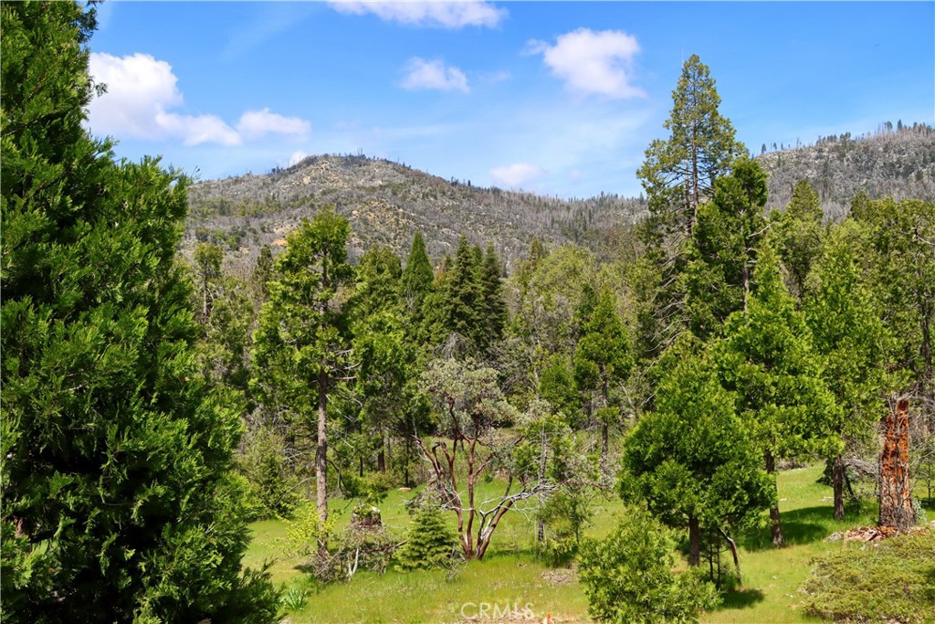 60027 S Cascadel, North Fork, CA 93643