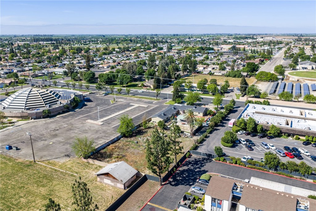 3280 McCall Ave, Selma, CA 93662