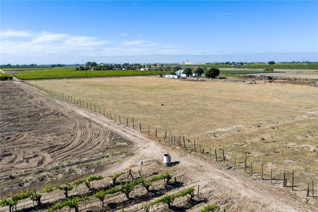 12656 E Nebraska Ave, Selma, CA 93662