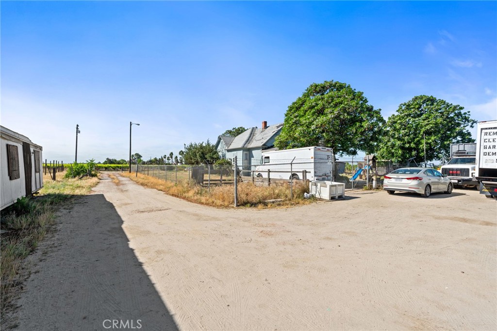 12656 E Nebraska Ave, Selma, CA 93662