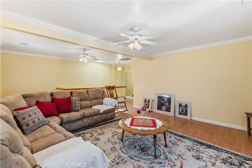 295 E Durian, Coalinga, CA 93210