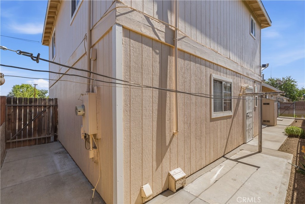 295 E Durian, Coalinga, CA 93210