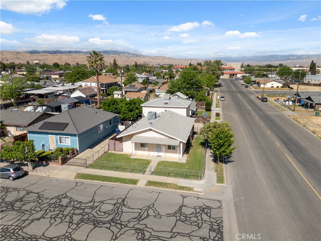 295 E Durian, Coalinga, CA 93210