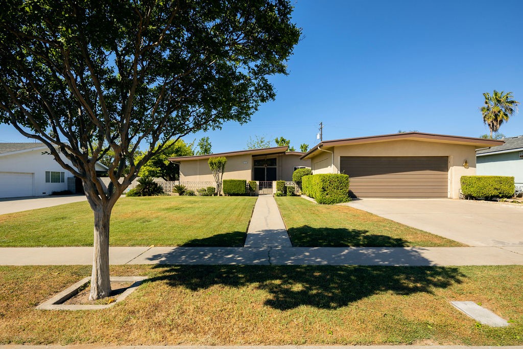 822 W Princeton, Fresno, CA 93705
