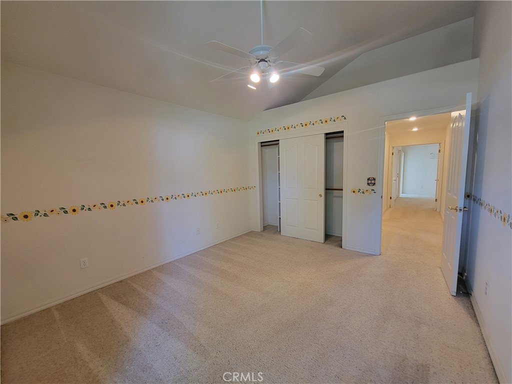 819 E Woodhaven, Fresno, CA 93720