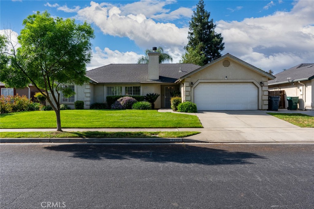 1932 Jefferson Ave, Madera, CA 93637